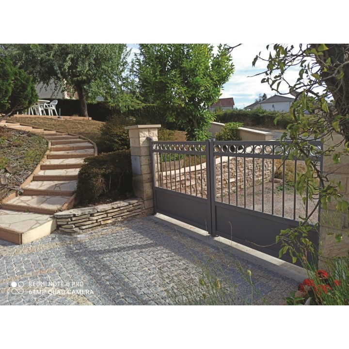 PORTAIL ALUMINIUM BATTANT ANETO